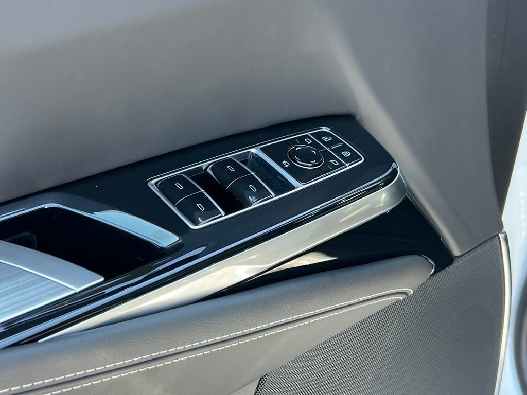 2026 Cadillac Escalade ESV Platinum Luxury - Photo 6
