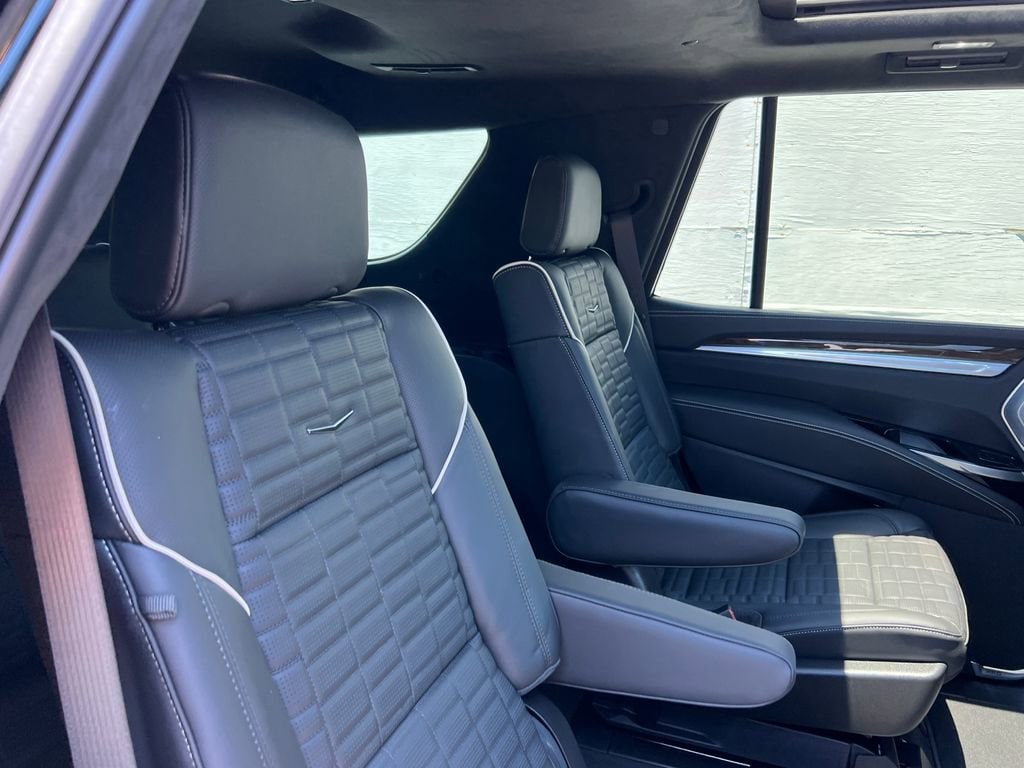 2026 Cadillac Escalade Platinum Luxury - Photo 28