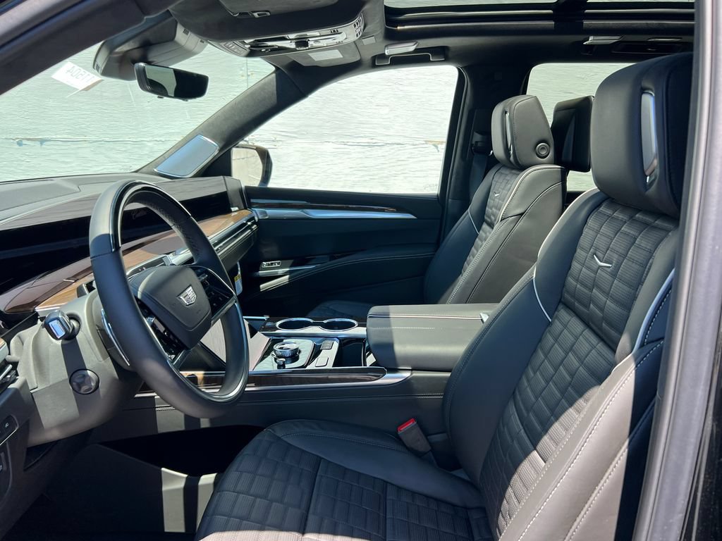 2026 Cadillac Escalade Platinum Luxury - Photo 10