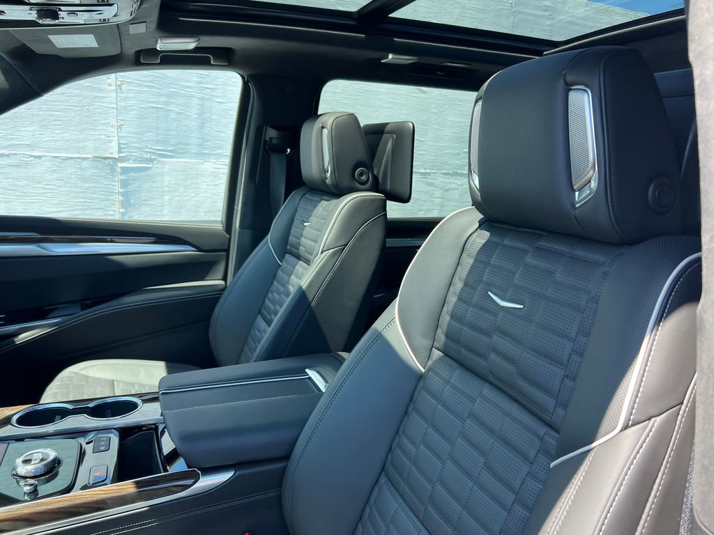 2026 Cadillac Escalade ESV Platinum Luxury - Photo 11