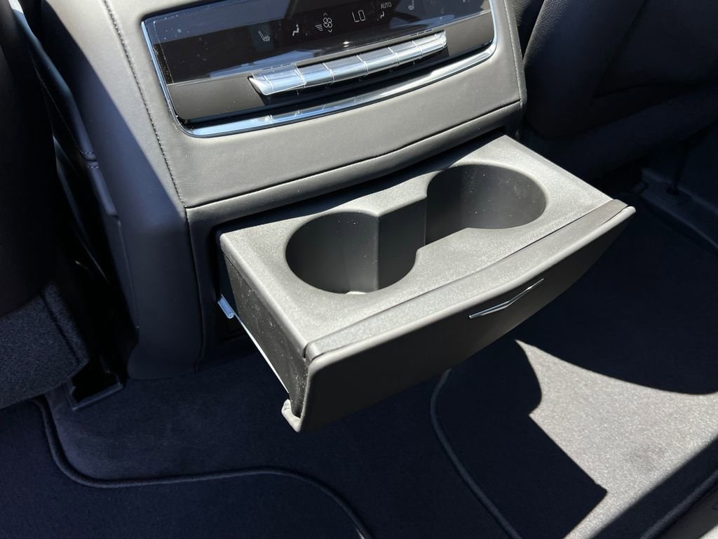 2026 Cadillac Escalade Platinum Luxury - Photo 20