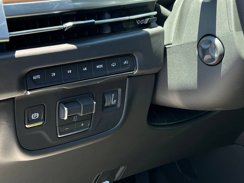 2026 Cadillac Escalade Platinum Luxury - Photo 9