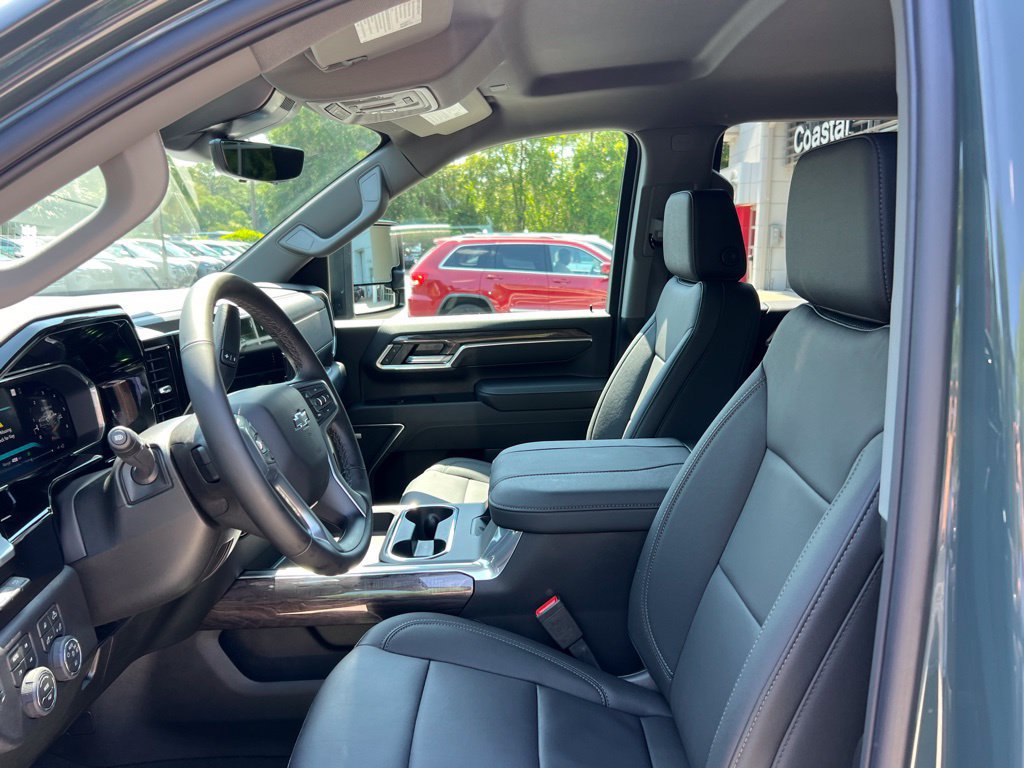 2026 Chevrolet Silverado 2500 HD LTZ - Photo 10
