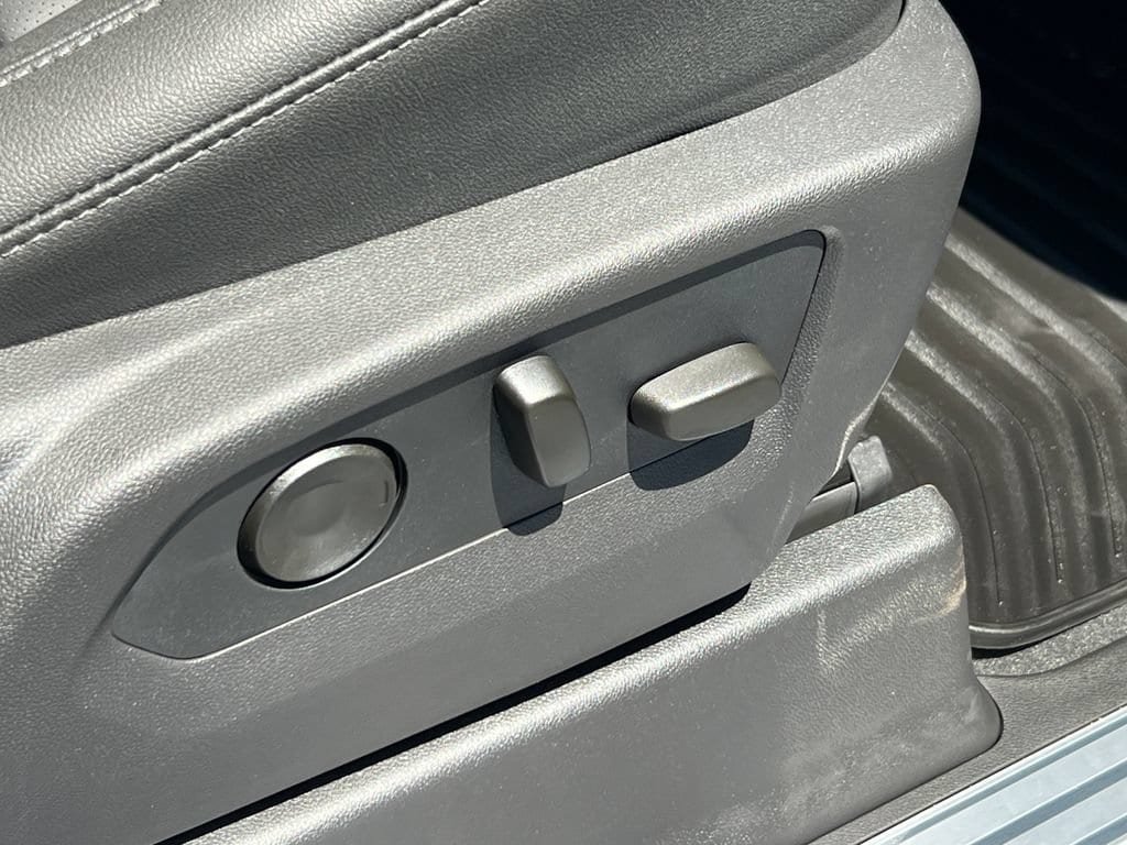 2026 Chevrolet Silverado 1500 LTZ - Photo 29