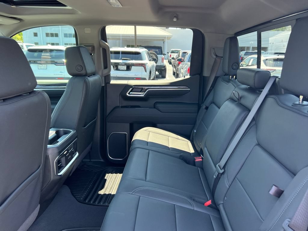 2026 Chevrolet Silverado 1500 LTZ - Photo 17