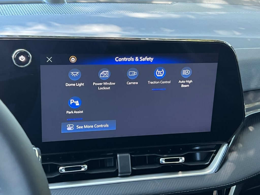 2026 Chevrolet Equinox LT - Photo 34