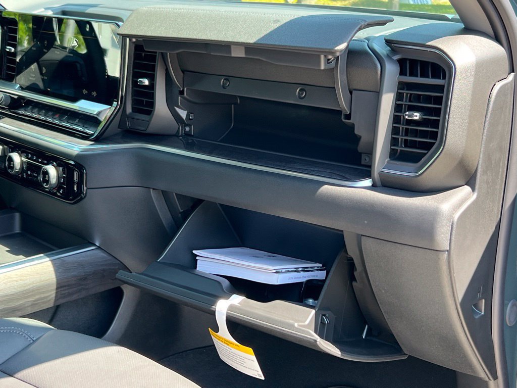 2026 Chevrolet Silverado 2500 HD LTZ - Photo 29