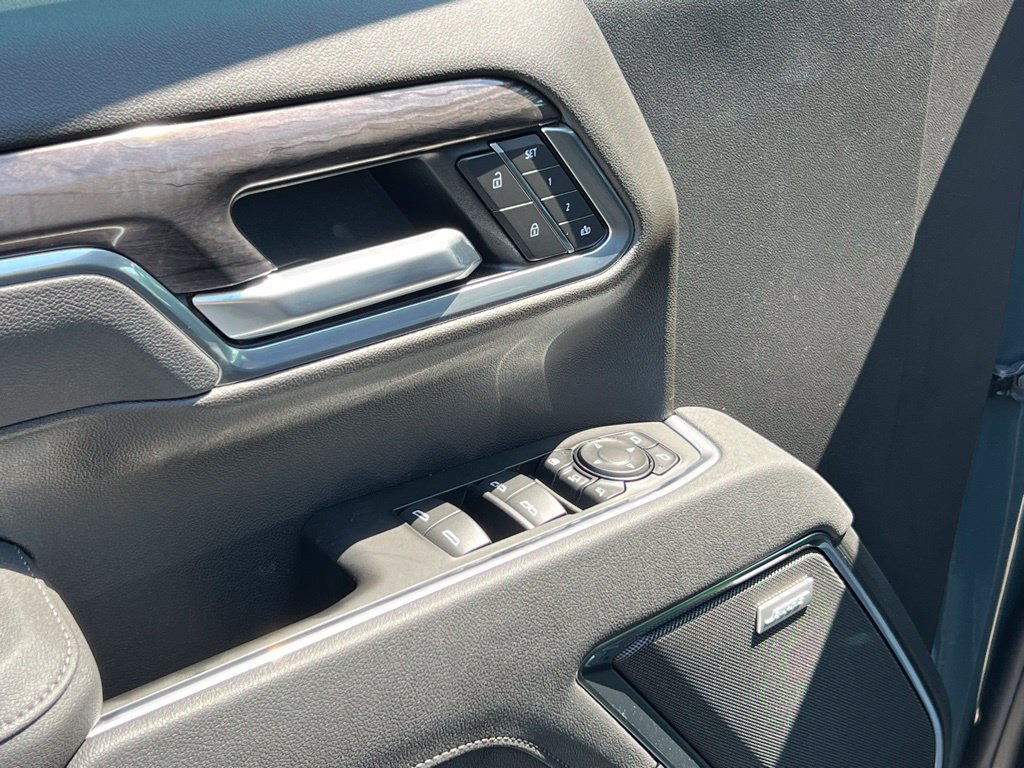 2026 Chevrolet Silverado 2500 HD LTZ - Photo 6
