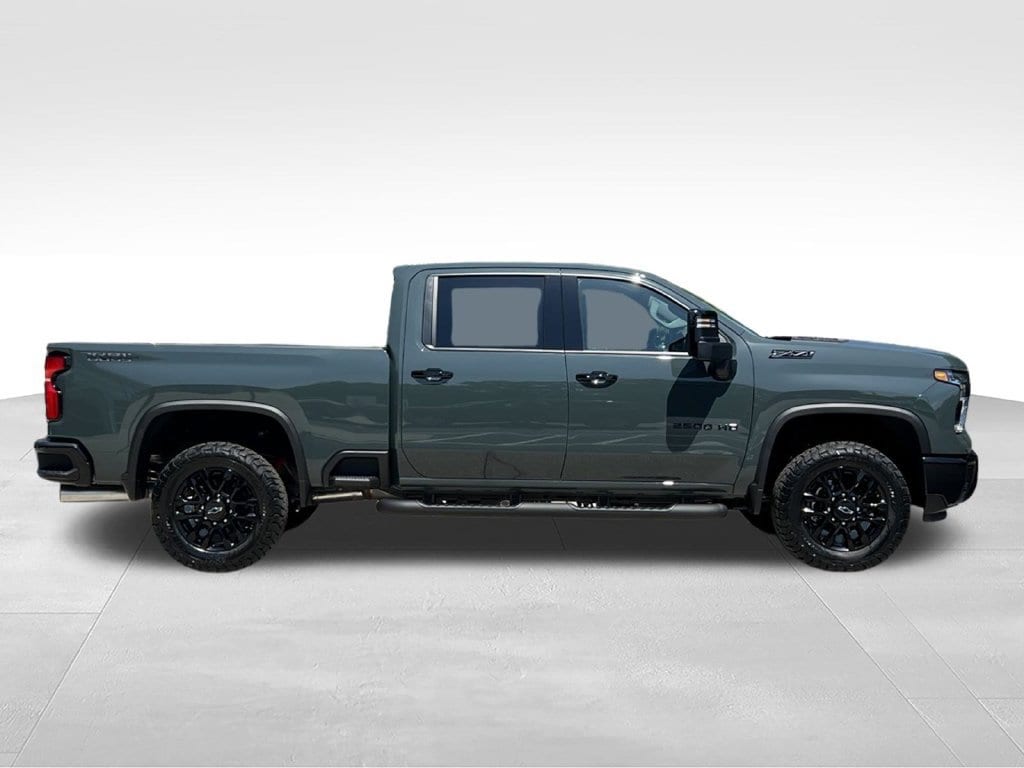 2026 Chevrolet Silverado 2500 HD LTZ - Photo 4