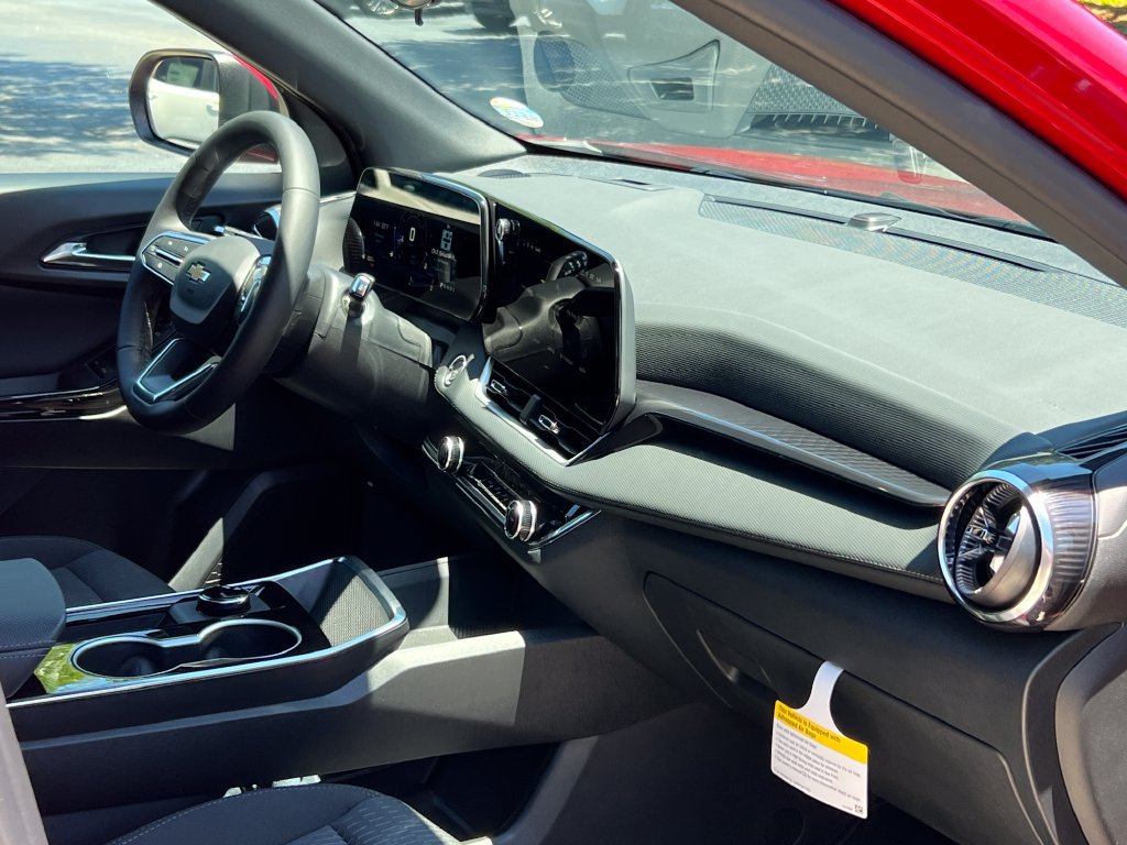 2026 Chevrolet Equinox LT - Photo 22