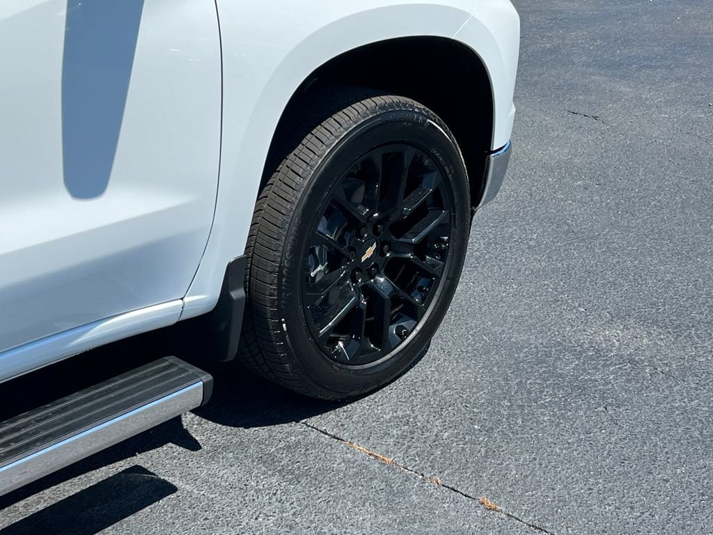 2026 Chevrolet Silverado 1500 LTZ - Photo 31
