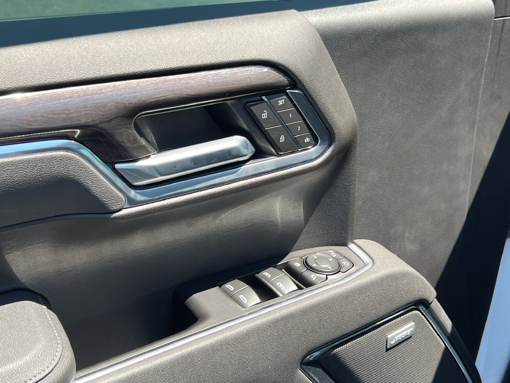2026 Chevrolet Silverado 1500 LTZ - Photo 6