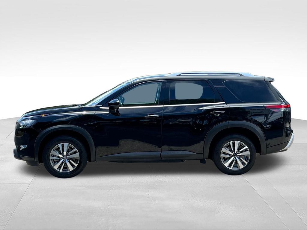 2025 Nissan Pathfinder SL - Photo 14