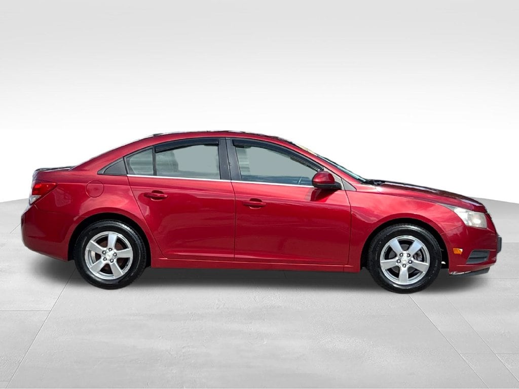 Used 2011 Chevrolet Cruze 2LT Sedan