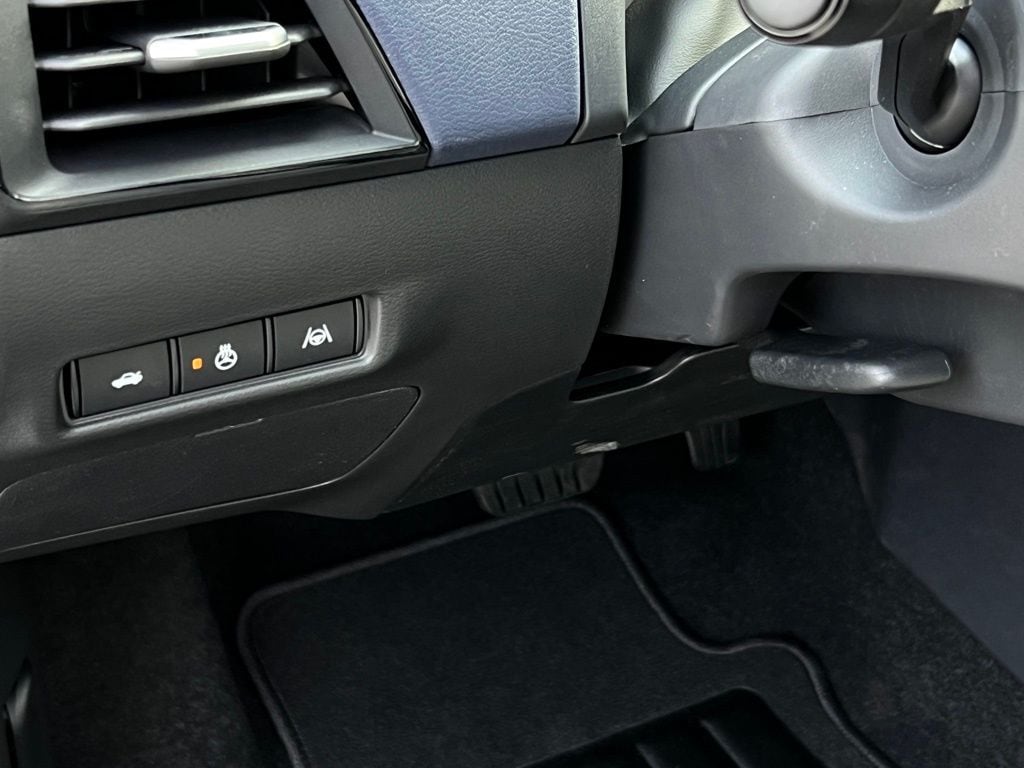 2026 Nissan Sentra SL - Photo 9