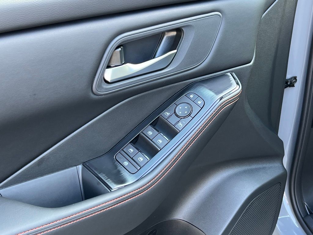 2026 Nissan Rogue Rock Creek - Photo 6