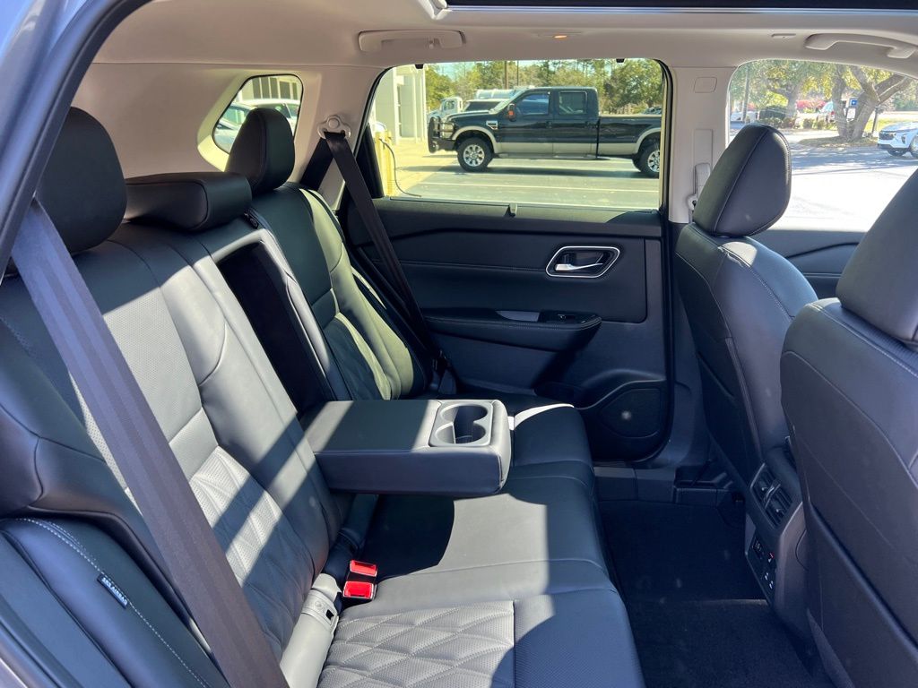 2026 Nissan Rogue Platinum - Photo 21