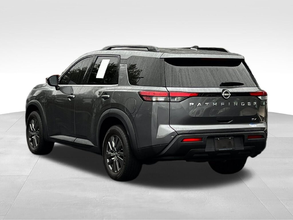 Used 2024 Nissan Pathfinder SV SUV