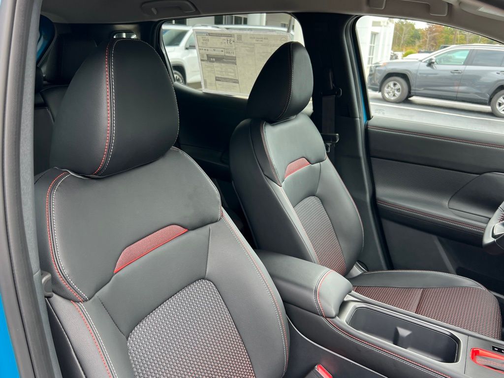 2026 Nissan KICKS SR - Photo 20