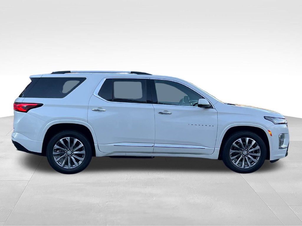 Used 2023 Chevrolet Traverse Premier SUV