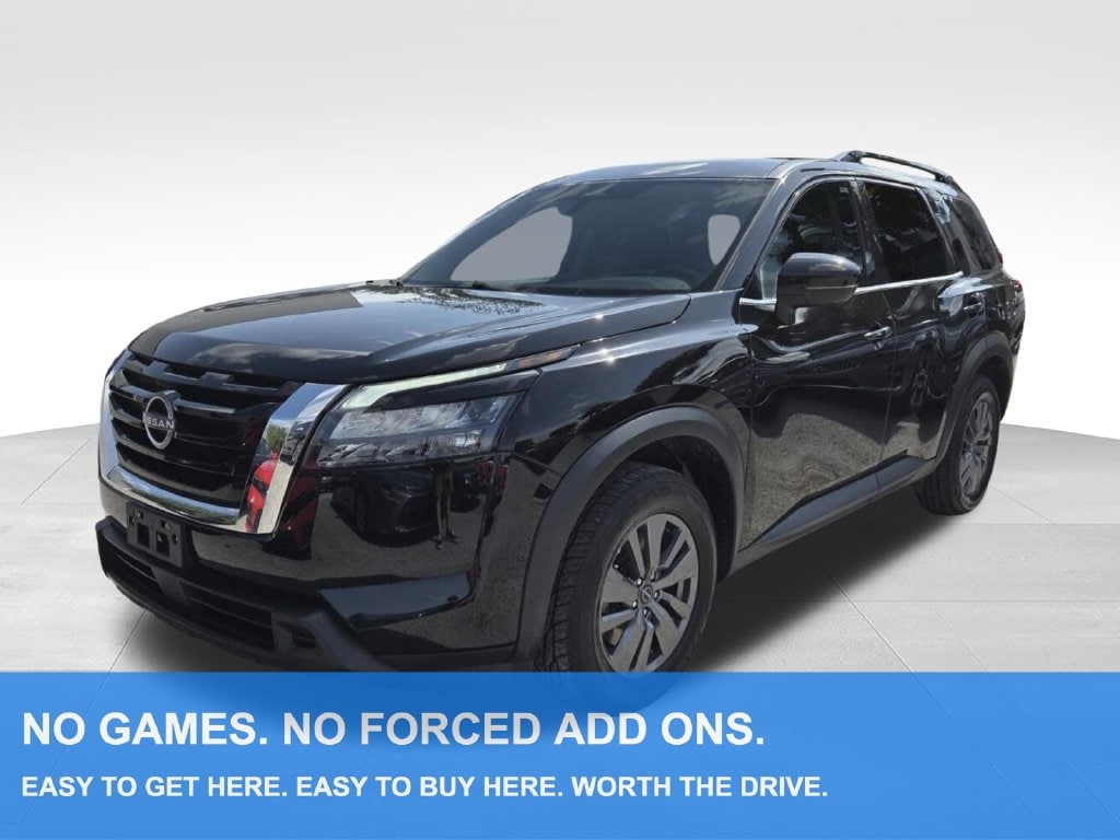 Used 2025 Nissan Pathfinder SV SUV