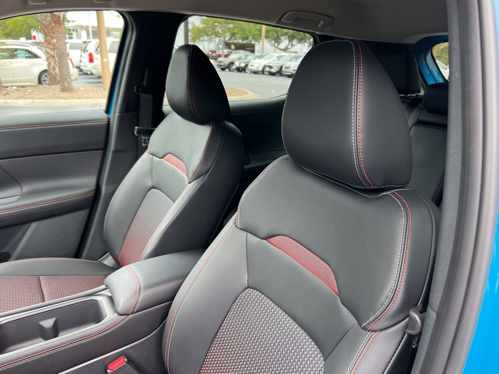 2026 Nissan KICKS SR - Photo 8