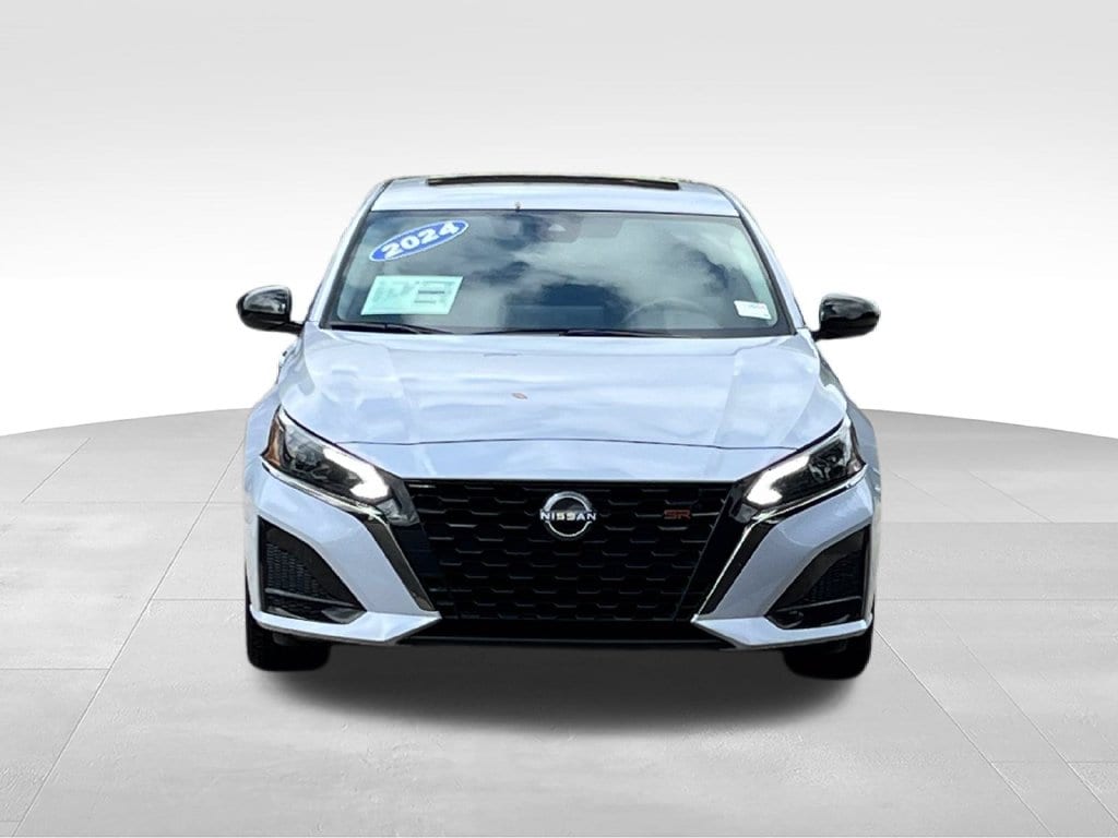 Used 2024 Nissan Altima 2.5 SR Sedan