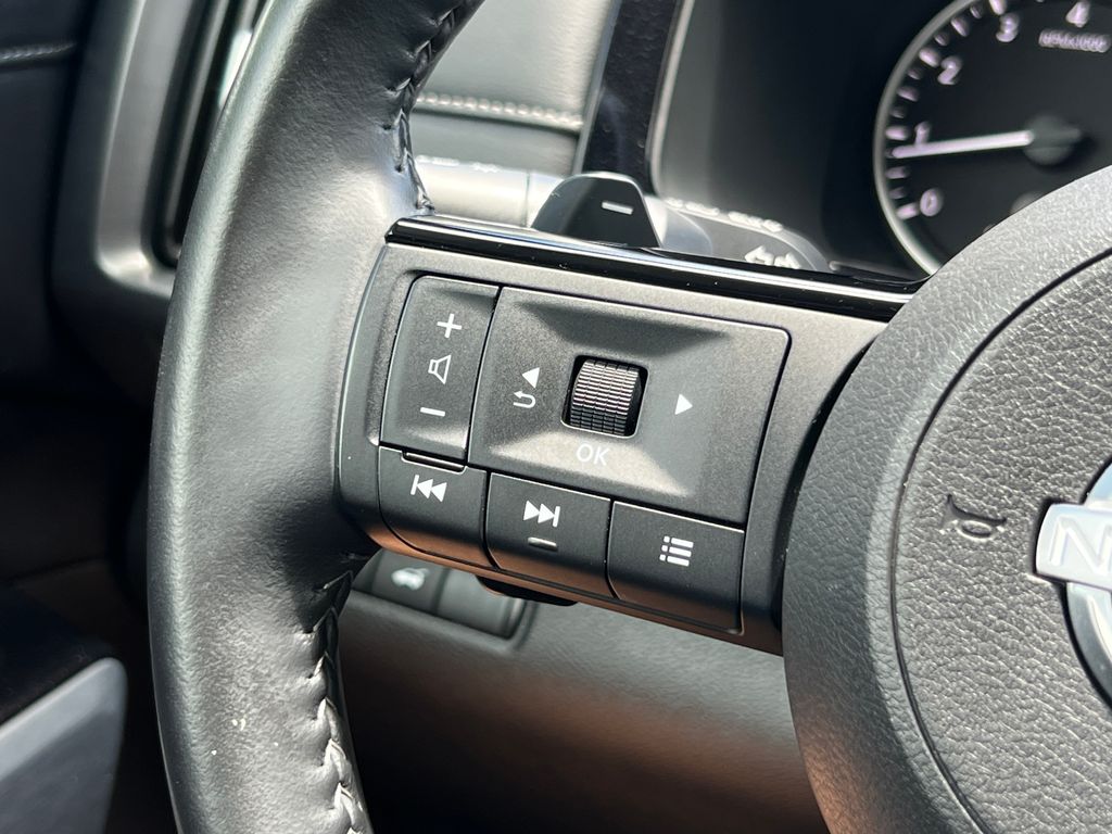 2025 Nissan Pathfinder SL - Photo 31