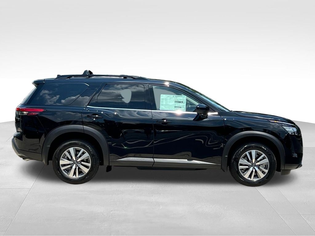 New 2026 Nissan Pathfinder SL SUV