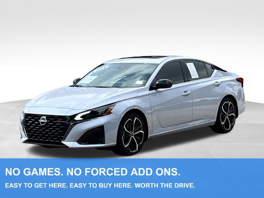 Used 2024 Nissan Altima 2.5 SR Sedan