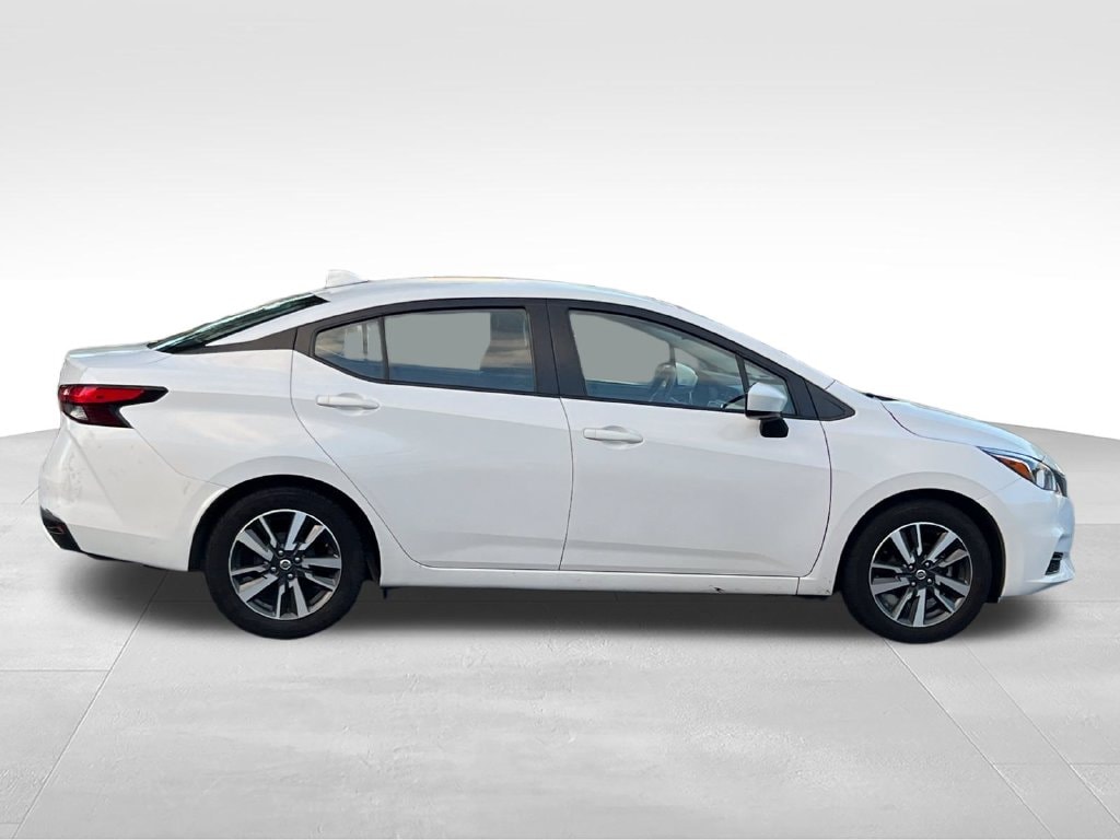 Used 2022 Nissan Versa 1.6 SV Sedan