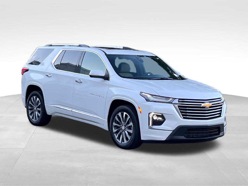 Used 2023 Chevrolet Traverse Premier SUV