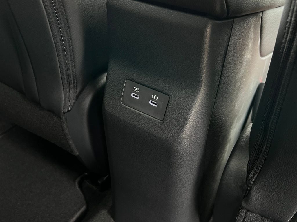 2026 Nissan KICKS SR - Photo 18