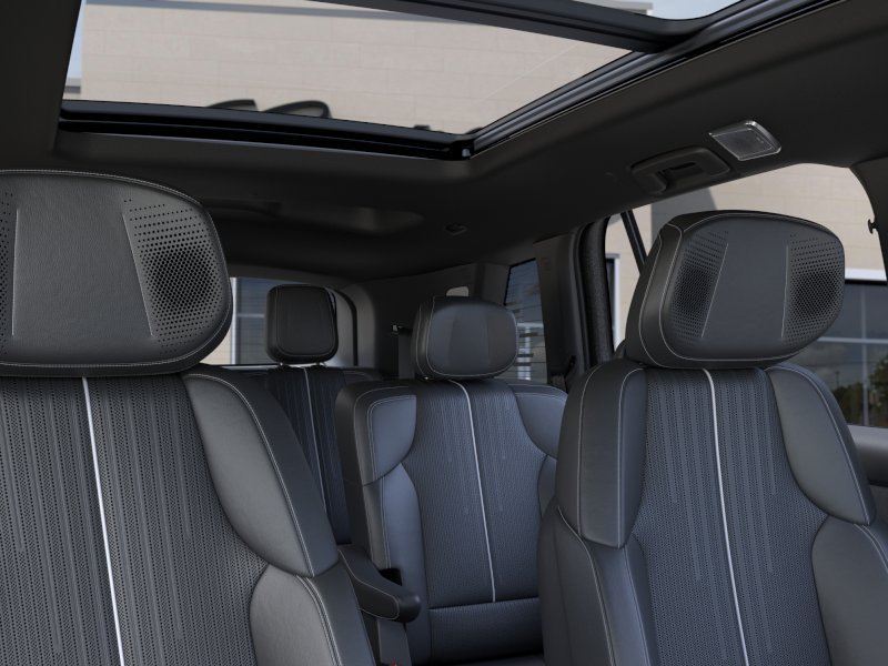 2026 Cadillac VISTIQ Luxury - Photo 24
