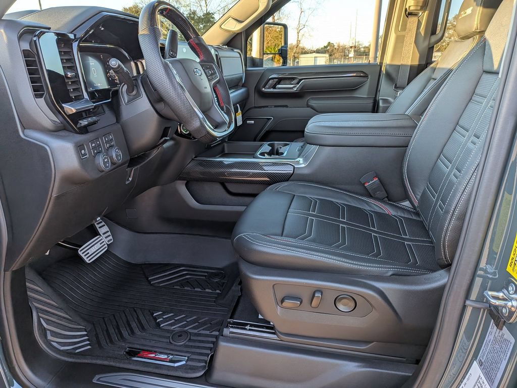 2026 Chevrolet Silverado 2500 HD LTZ - Photo 11