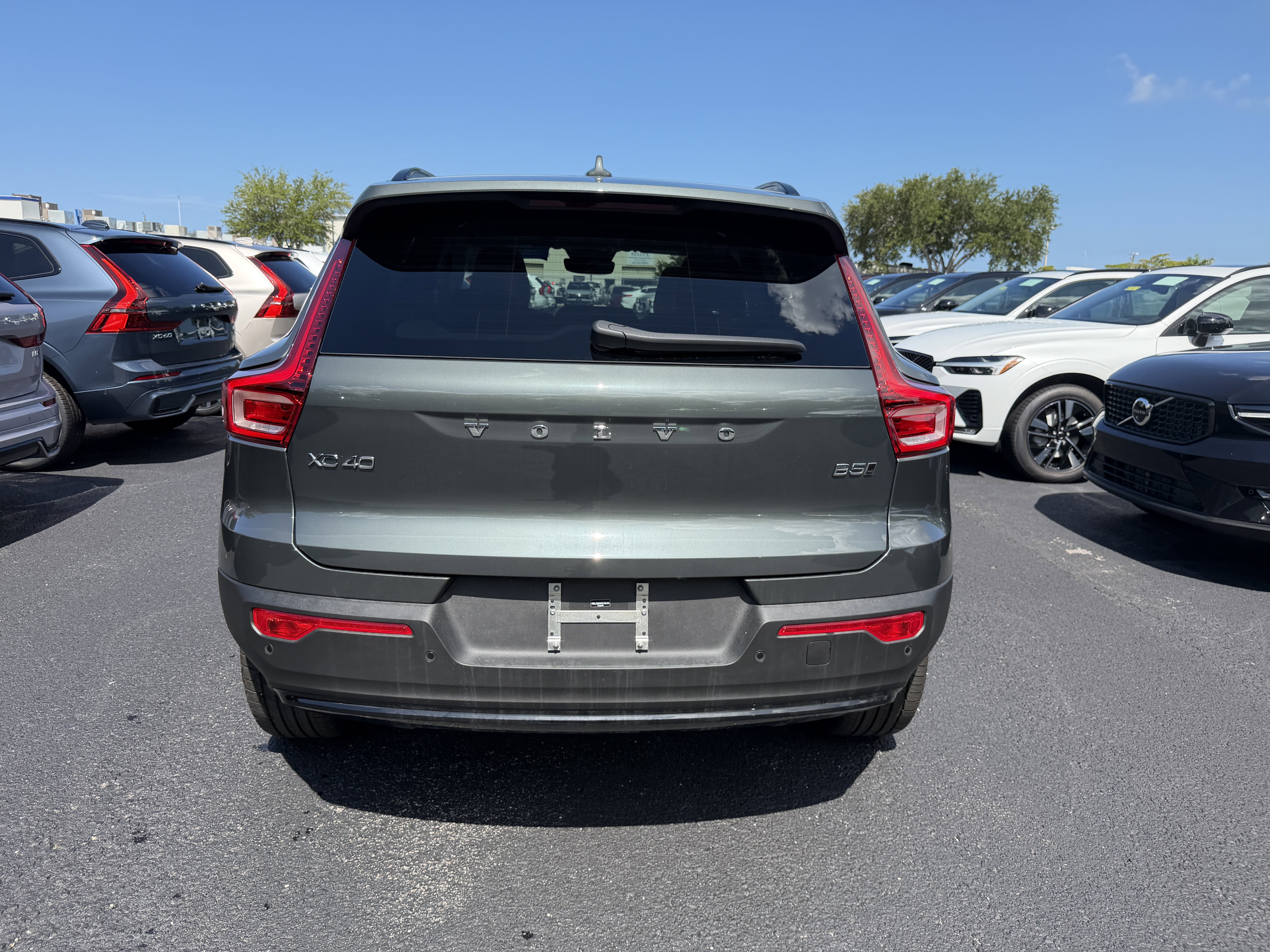New 2026 Volvo XC40 B5 Plus SUV