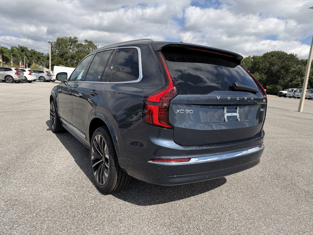 New 2026 Volvo XC90 B6 Plus 7-Seater SUV