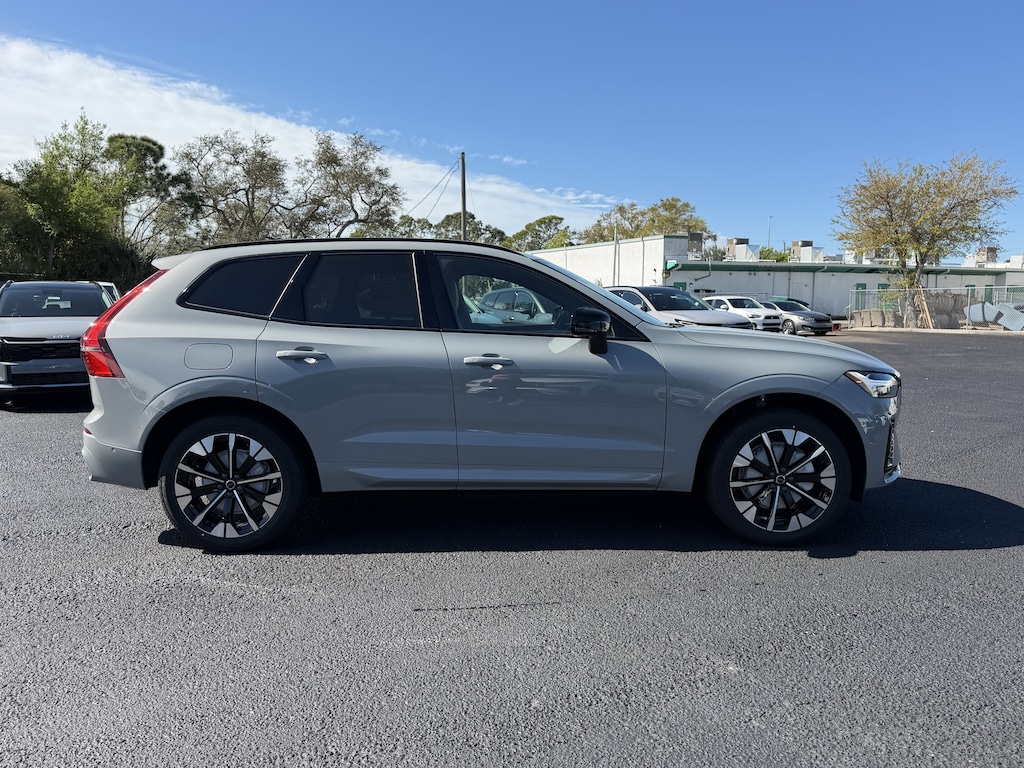 New 2026 Volvo XC60 B5 Plus SUV