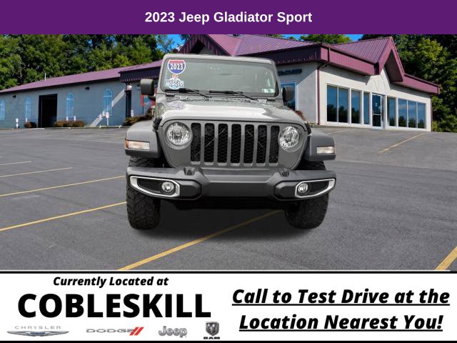 Used 2023 Jeep Gladiator Sport Truck Crew Cab