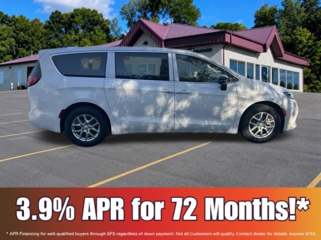 New 2026 Chrysler Pacifica Select Passenger Van