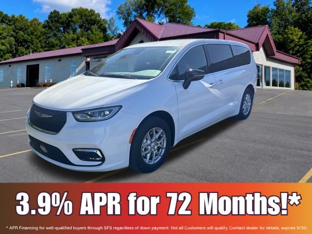 2026 Chrysler Pacifica Select - Photo 9