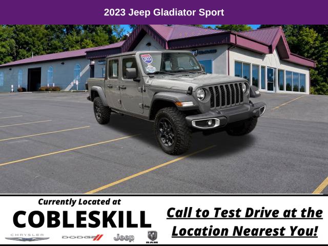Used 2023 Jeep Gladiator Sport Truck Crew Cab