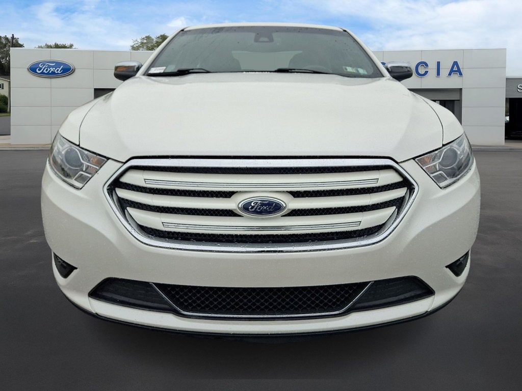 Certified 2018 Ford Taurus Limited Sedan