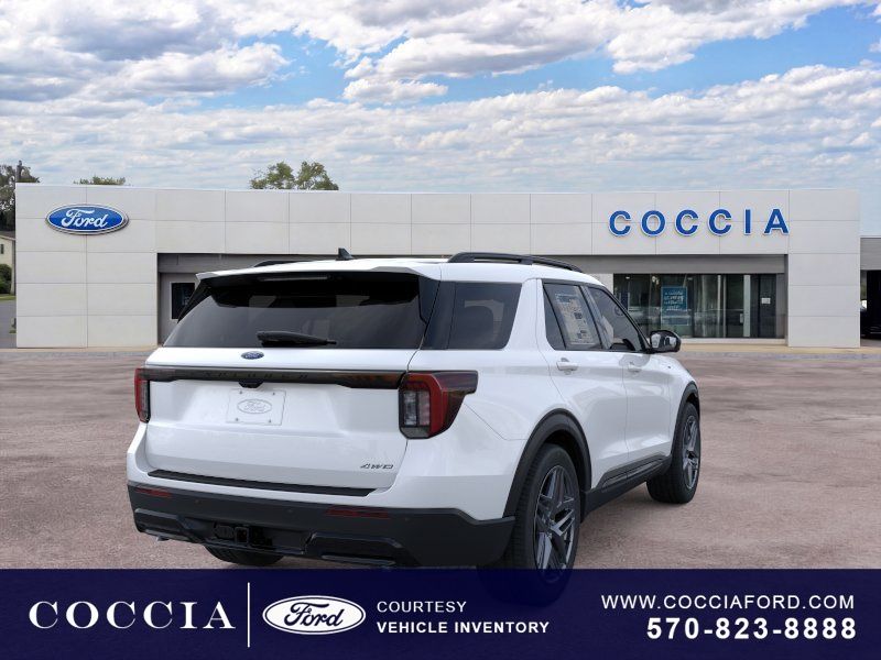 2026 Ford Explorer ST-Line - Photo 8