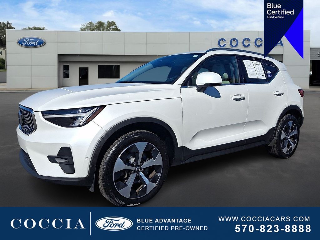 Certified 2023 Volvo XC40 B5 Plus Bright Theme SUV