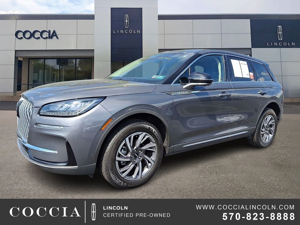  Lincoln Corsair