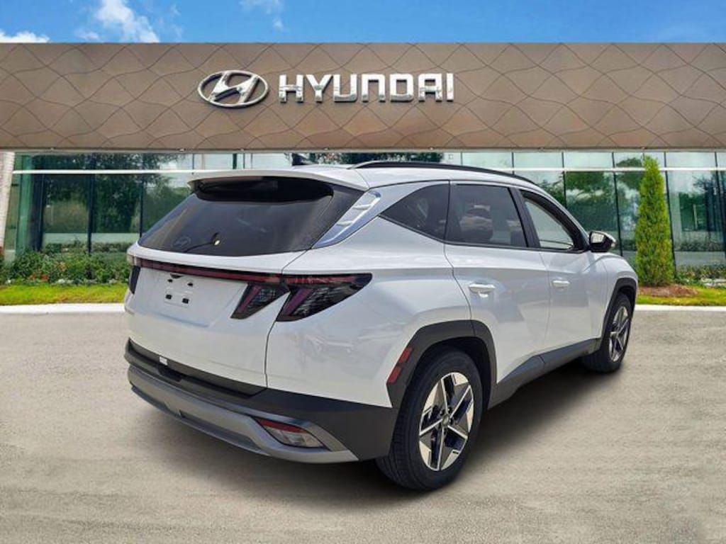 New 2026 Hyundai Tucson SEL Premium FWD SUV