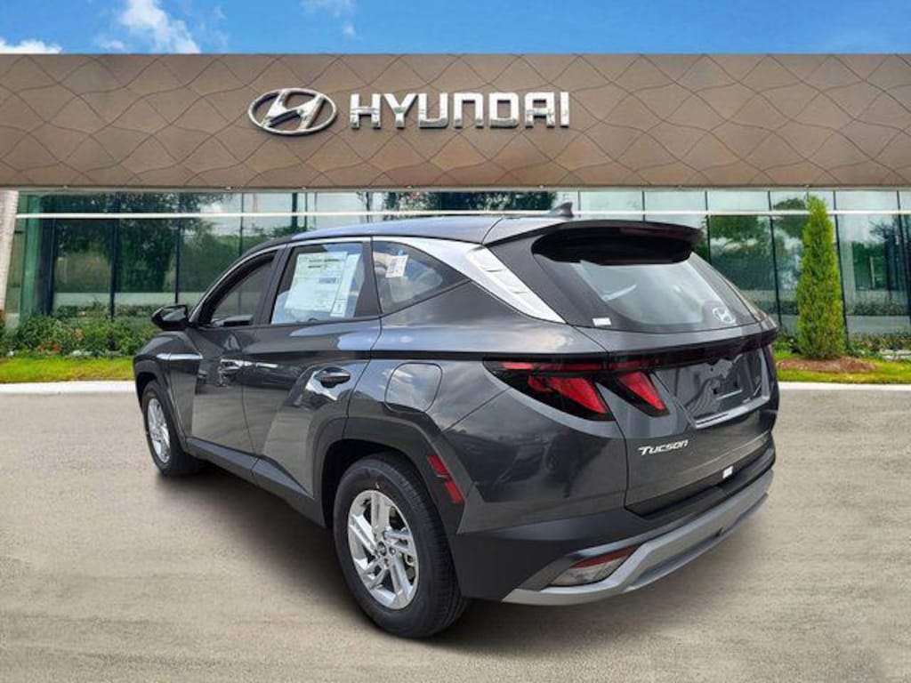 New 2026 Hyundai Tucson SE FWD SUV