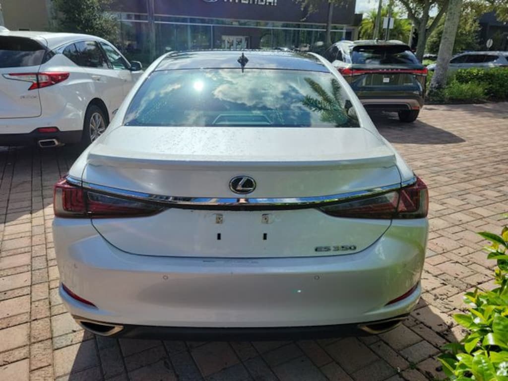 Used 2022 Lexus ES 350 Ultra Luxury Sedan