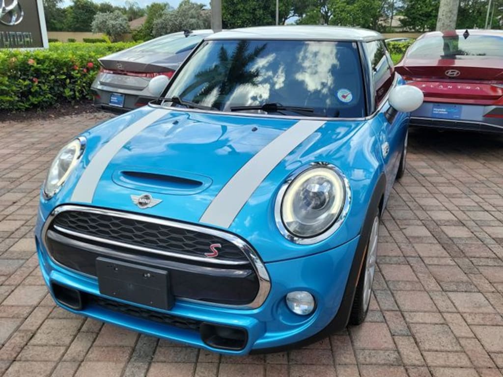 Used 2018 MINI Hardtop 2 Door Cooper S Hatchback